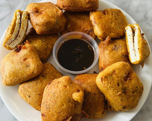 Royal Ruby Shahi Paneer Pakora – crispy golden batter-fried cottage cheese fritters, 1LB serving, a popular Indian snack